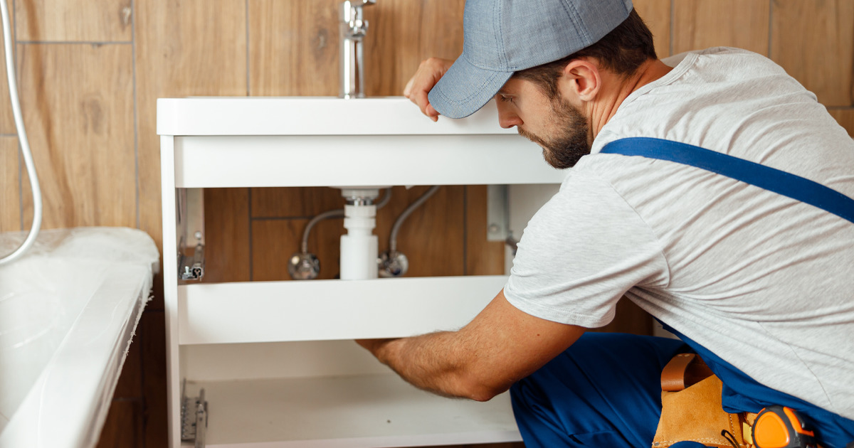 Social Media For Plumbers: 5 Simple Tips For Success | Constant Contact